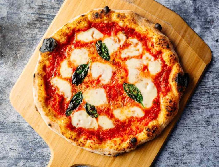 Classic Margherita Pizza Recipe